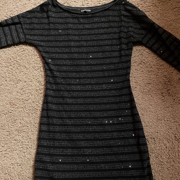 Size Small Dress Bundle - Picture 7 of 8